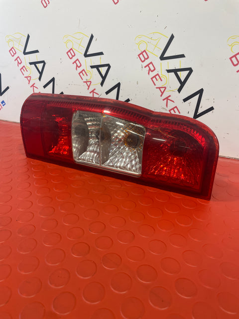 FORD TRANSIT MK7 N/S REAR LIGHT UNIT  PASSENGER SIDE / LEFT HAND SIDE 2007-2013 (DAMAGED) P/N 6C1113405A-D1