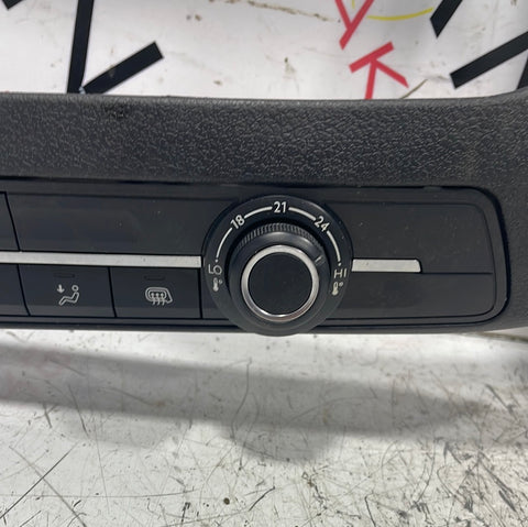 Citroen Berlingo/Peugeot Partner/Vauxhall Combo/Toyota Proace City HEATER CONTROL UNIT AND DASH MOULD  2018-2024 P/N  98340416ZD