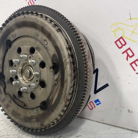 Mercedes Sprinter RWD CLUTCH KIT WITH CLUTCH PRESSURE PLATE AND FLYWHEEL 2.2 2007 P/N 0202507401