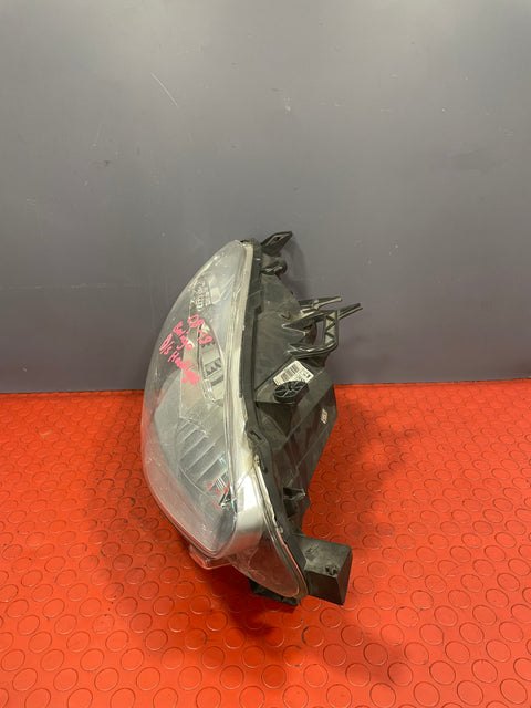 Peugeot Partner HEADLIGHT RIGHT DRIVERS SIDE  2012-2015 P/N 9677202180