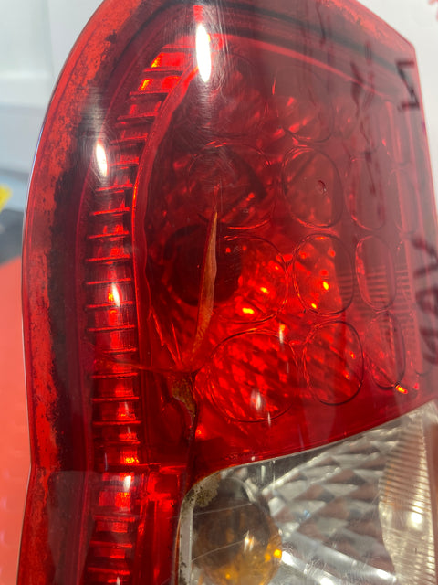 FORD TRANSIT MK7 N/S REAR LIGHT UNIT  PASSENGER SIDE / LEFT HAND SIDE 2007-2013 (DAMAGED) P/N 6C1113405A-D1