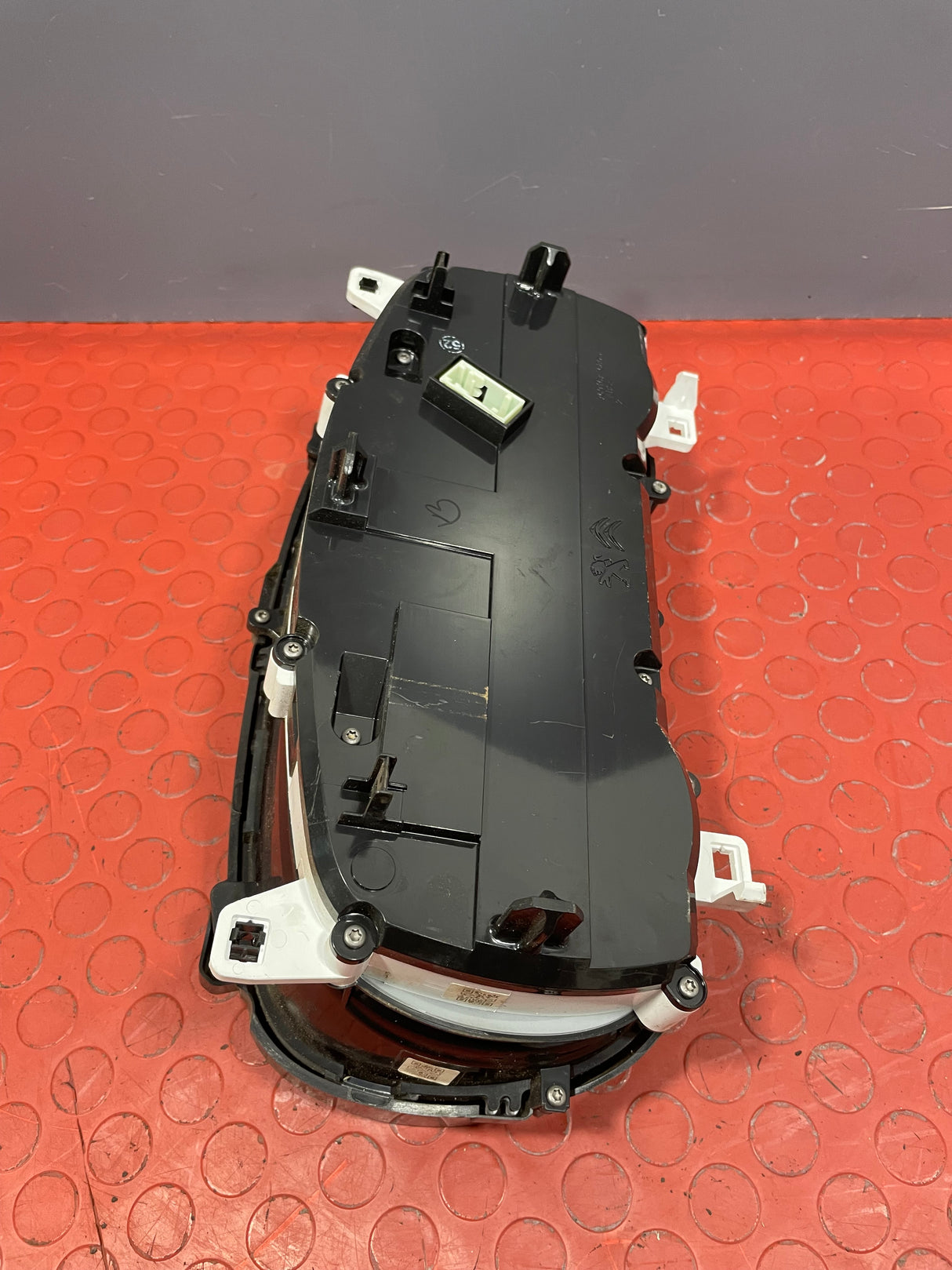 Citroen Dispatch/Peugeot Expert/Vauxhall Vivaro/Toyota Proace/Fiat Scudo DASH CLOCKS INSTRUMENT CLUSTER PANEL 2016-2024 P/N 9831168880