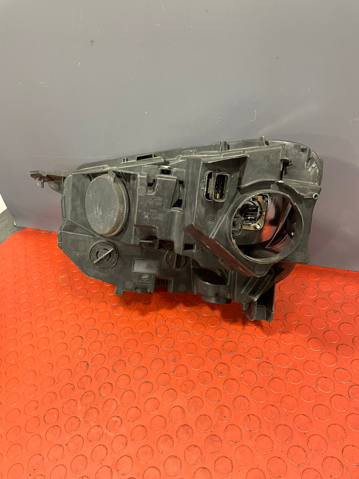 Peugeot Expert/ Citroen Dispatch HEADLIGHT ASSEMBLY 2018-2020 drivers side P/N 9816826180-D3
