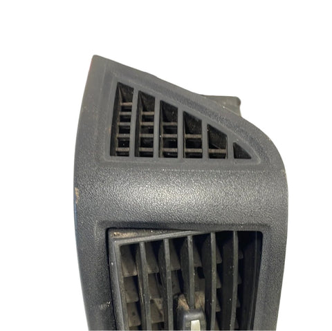 Citroen Relay/Peugeot Partner N/S AIR VENT 2010 P/N LS385812