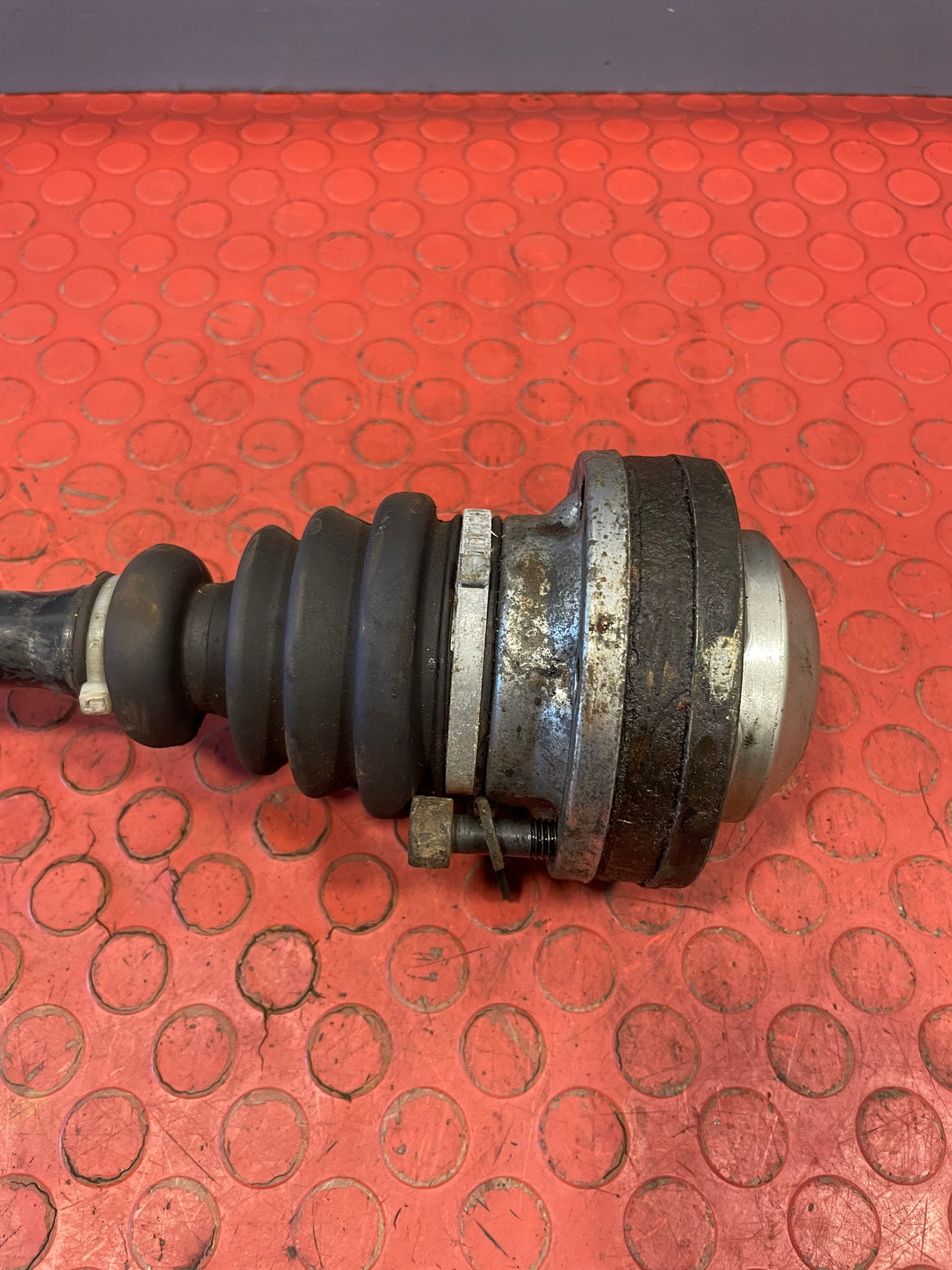 Volkswagen Transporter T5/T6 DRIVESHAFT 2.0 2003-2015 P/N 7H0407271T