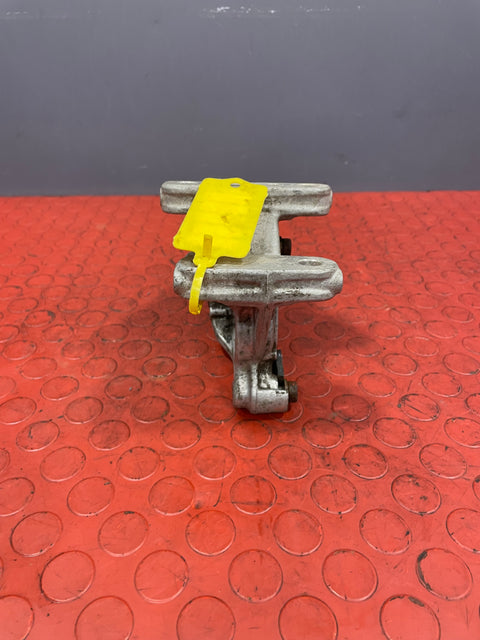 Citroen Berlingo/Peugeot Partner DRIVESHAFT MOUNT  2015-2018 P/N 81090780