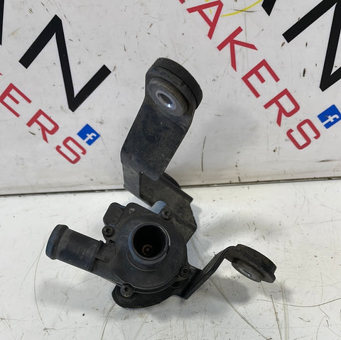 Volkswagen Crafter 2.0 FWD AUXILIARY WATER PUMP P/N 5Q0965561B