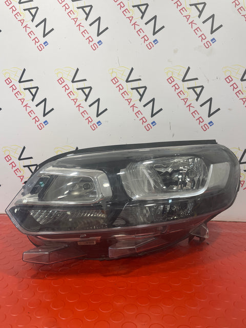 Citroen Dispatch/ Peugeot Expert/ Toyota Proace/ Vauxhall Vivaro (19) PASSENGER SIDE HEADLIGHT  2017-2024 (Damaged see pics)  P/N 9808567980-D2