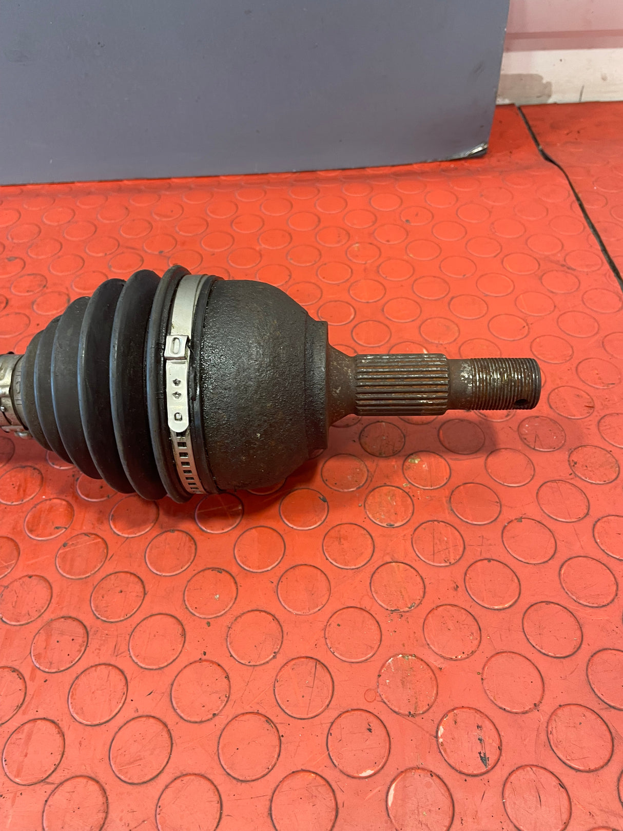 Citroen Dispatch/Peugeot Expert/Toyota Proace/Fiat Scudo DRIVESHAFT Drivers Side 2008-2016 1.6 P/N 1440100780