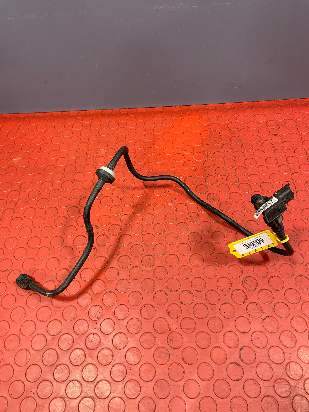 Citroen Berlingo/Peugeot Partner BRAKE SERVO VACUUM SENSOR SWITCH 1.5 2018-2023 P/N 9810806380
