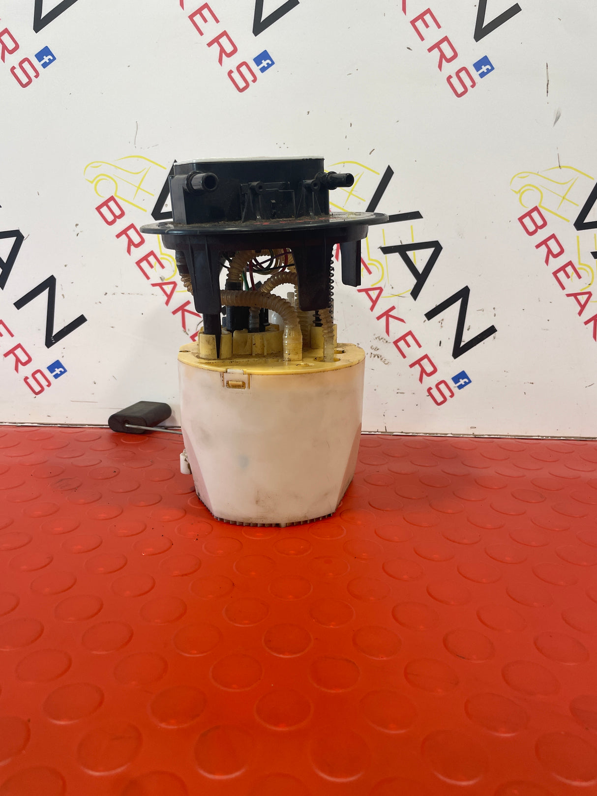 Peugeot Expert/ Toyota Proace/Vauxhall Vivaro/Citroen Dispatch DIESEL FUEL SENDER UNIT 2.0 HDI 2016-2024  P/N 9807056380