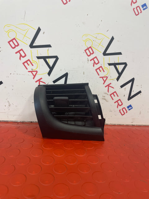 Toyota Hilux  AIR VENT GENUINE FRONT LEFT PASSENGER SIDE   P/N  55660-KK050