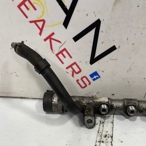 Volkswagen Crafter FUEL RAIL WITH HIGH PRESSURE SENSOR 2.O 2012 P/N 03L130093