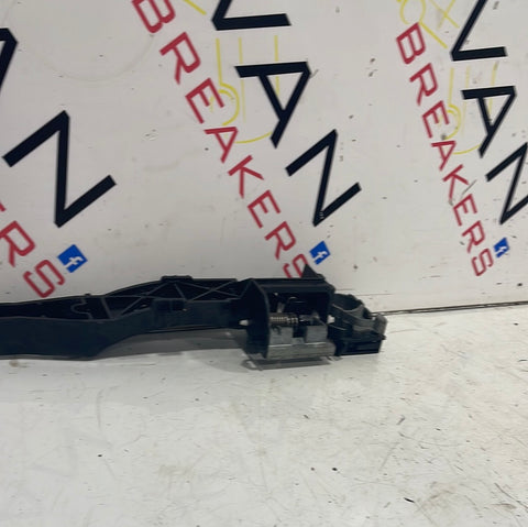 Renault Trafic/Vauxhall Vivaro EXTERIOR DOOR HANDLE INNER BRACKET (NO HANDLE) 2014-2019 P/N 806068194R