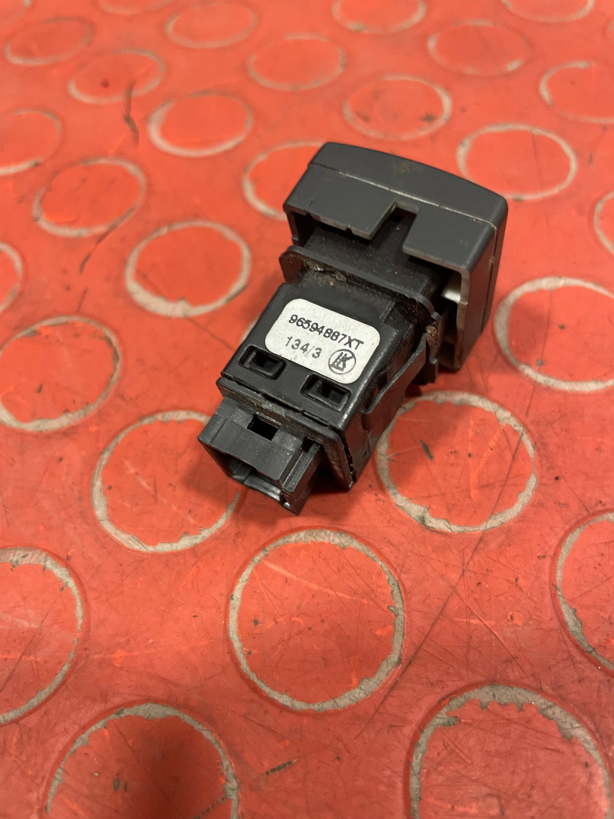 Citroen Berlingo/Peugeot Partner PARKING SENSOR SWITCH 2008-2018 P/N 96594887XT