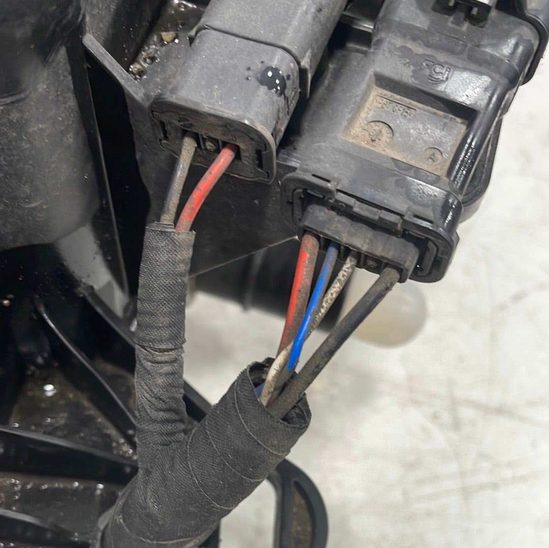 Citroen Dispatch/ Peugeot Expert/ Vauxhall Vivaro/ Toyota Proace/Fiat Scudo 1.5 HDI ADBLUE TANK  2019-2024 P/N 9842316580 - 1