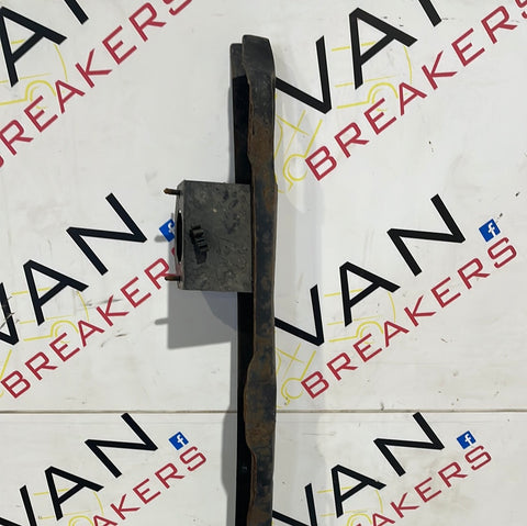 Renault Trafic/Vauxhall Vivaro REAR BUMPER BAR 1.6 2014-2019 P/N RN9321672