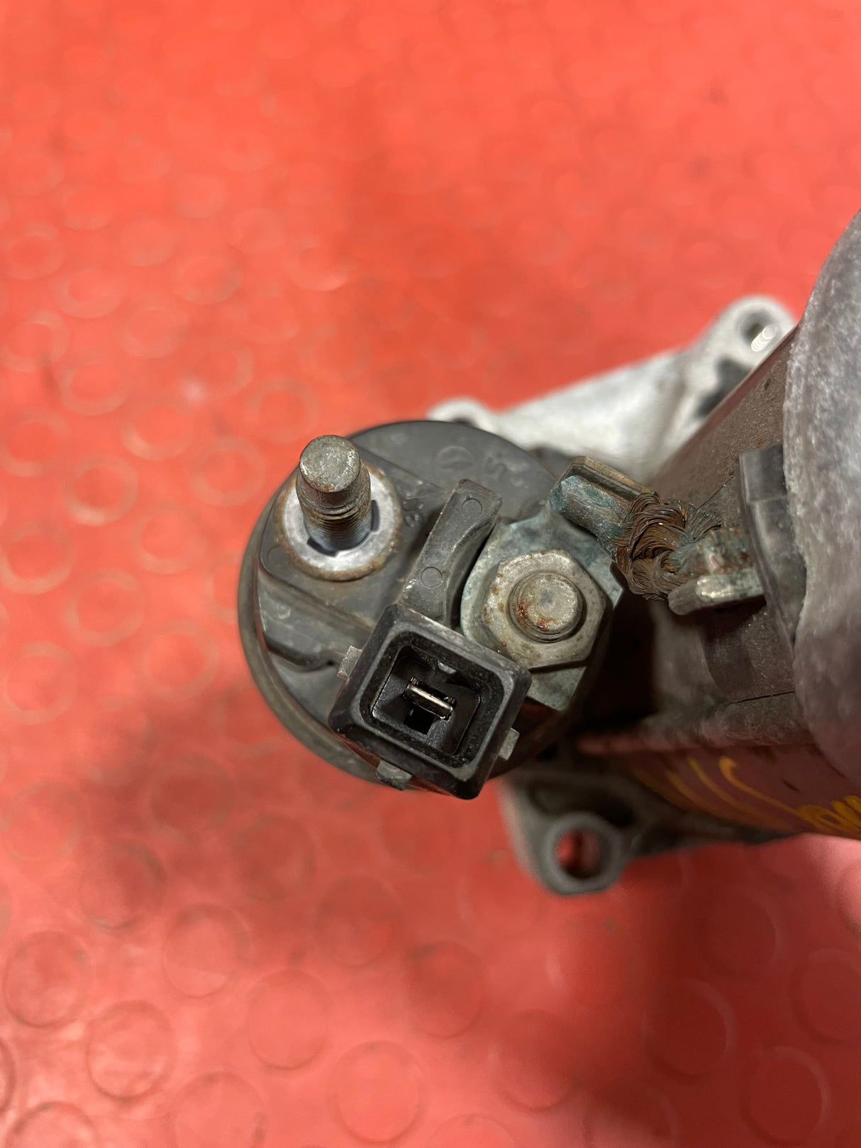 Citroen/Peugeot/Vauxhall/Toyota/Fiat STARTER MOTOR 6 Speed 1 PIN 1.6 2008-2019 P/N 9675660680
