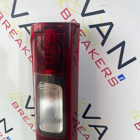 Renault Trafic PASSENGER SIDE TAILLIGHT 2017 P/N 265556737R