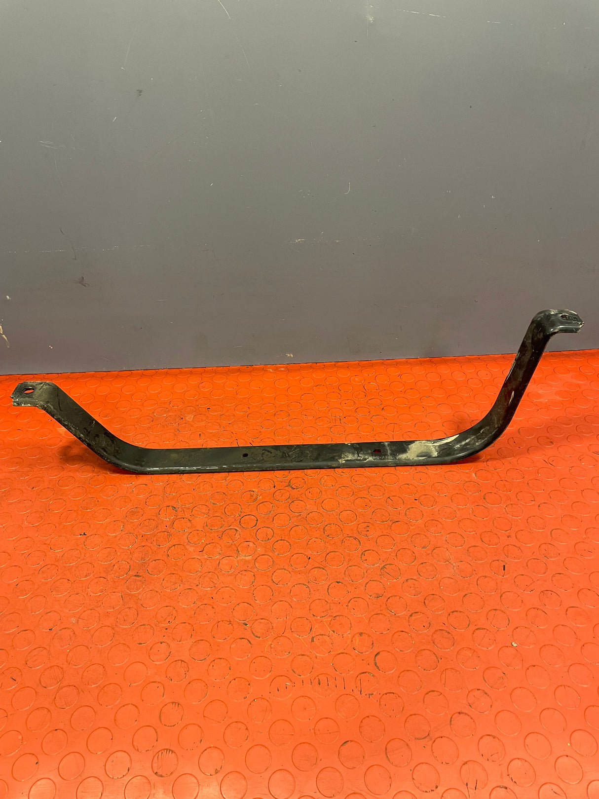 Ford Transit Custom FUEL TANK STRAPS 2019-2023 P/N BK219092AE - 3 / KK219092CC