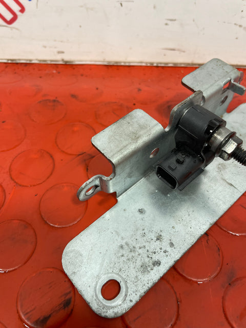 Nissan Navara AIRBAG SENSOR   2017 2.3L  P/N 988303JA0A