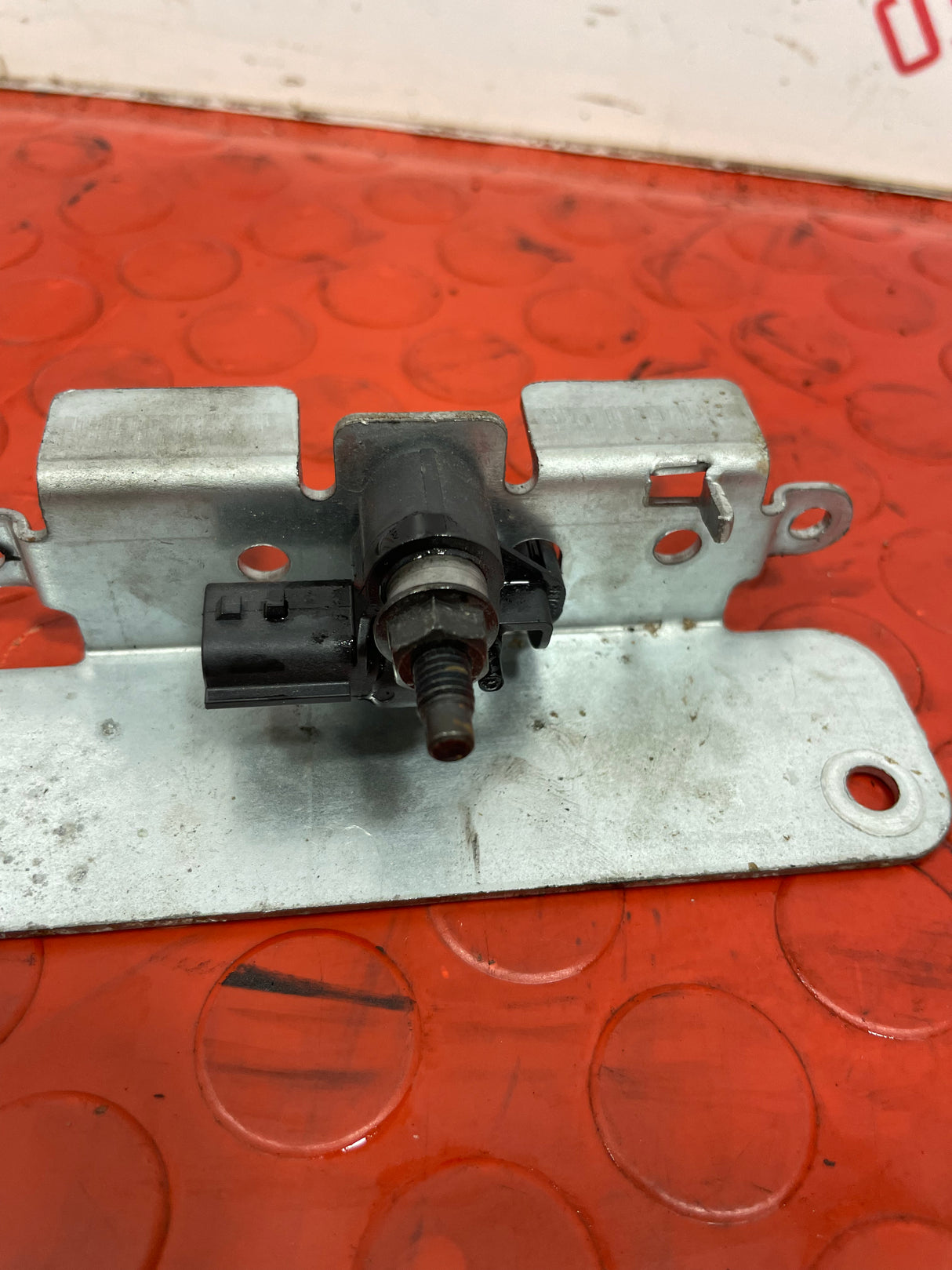 Nissan Navara AIRBAG SENSOR   2017 2.3L  P/N 988303JA0A