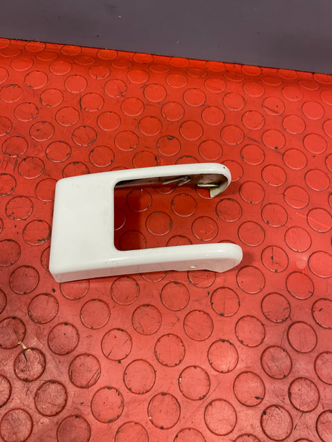 Citroen Dispatch/Peugeot Expert/Toyota Proace/Fiat Scudo DOOR HINGE COVER Rear Lower Passenger's Side 2008-2016 P/N 1400509977
