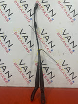 Citroen Berlingo/Peugeot Partner WINDSCREEN WIPERS (PAIR) No Blades 2008-2018   P/N 9682975280 - 1