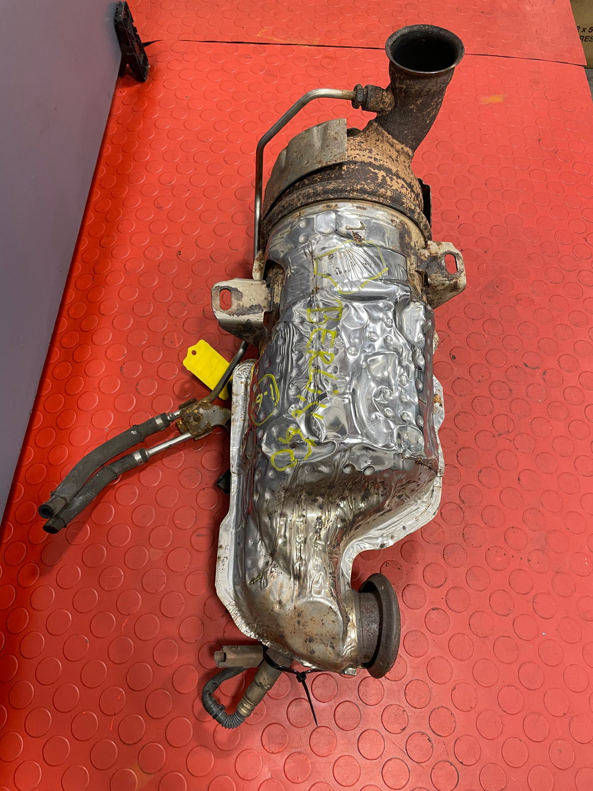 Citroen Berlingo/Peugeot Partner CATALYTIC CONVERTER DPF 1.6 2012-2016 (2*6 Pins) P/N 1005142X - 3 / 1005143X