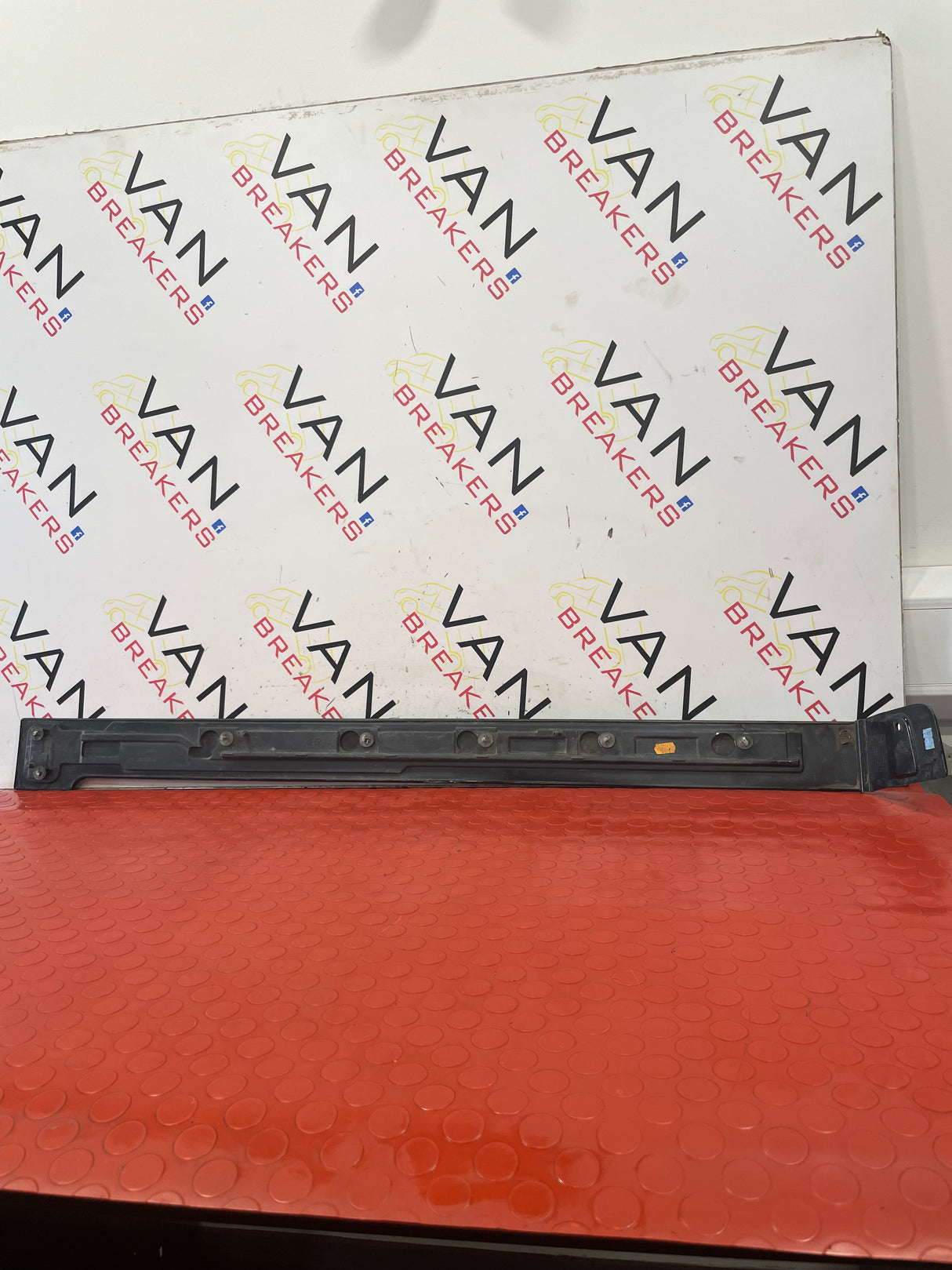 Citroen Dispatch/ Peugeot Expert/ Toyota Proace/ Vauxhall Vivaro PASSENGER SIDE SLIDING DOOR RAIL TRIM (Black) 2019-2023  P/N 9808384180