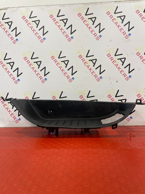 Citroen Dispatch/V Vivaro/T Proace/P Expert  SILL STEP PASSENGER SIDE  N/S 2018-2023 P/N 98100695ZD