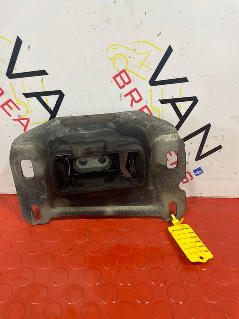 Vauxhall Vivaro/Peugeot Expert/Citroen Dispatch/Toyota Proace Manual Gearbox Mount 2.0HDI 2019-2024 P/N 9821257480