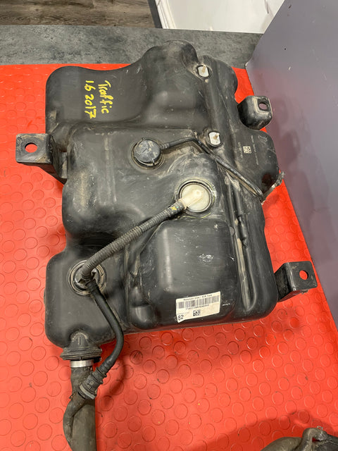 Vauxhall Vivaro/Renault Trafic/Nissan NV300 ADBLUE TANK w/ FILLER HOSE 1.6 2014-2019 P/N 172A21178R