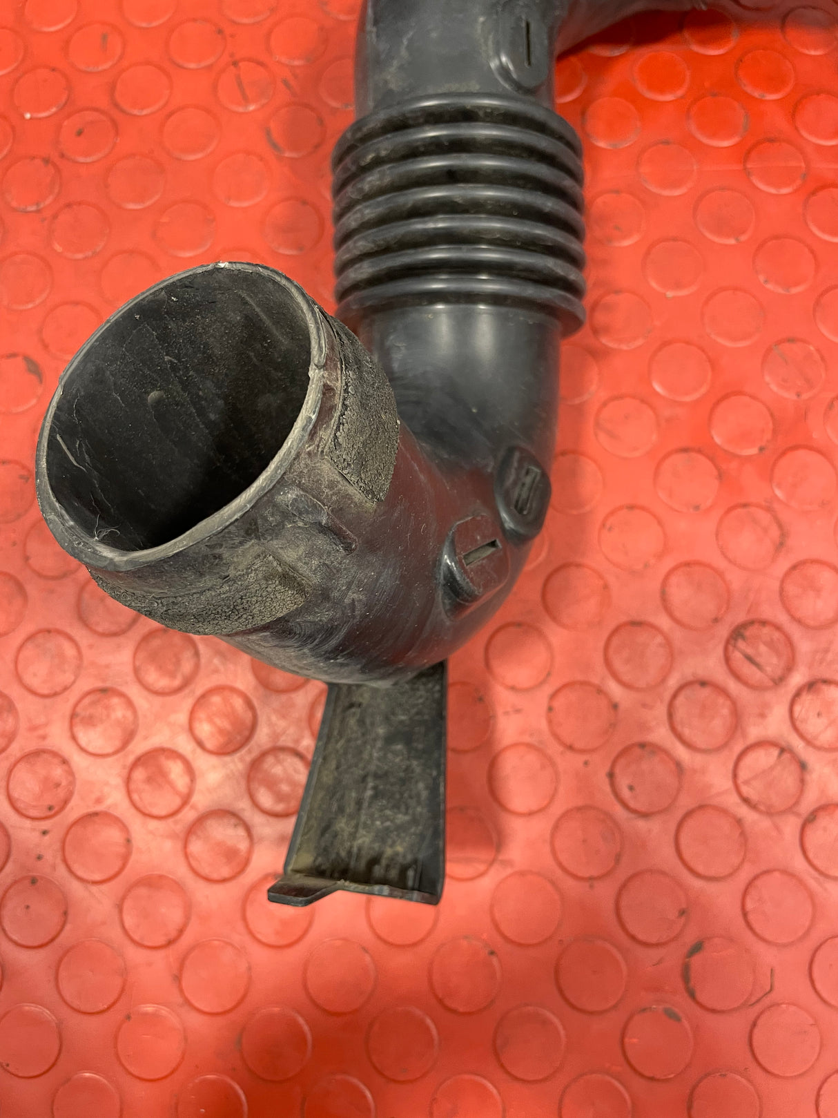 Renault Master/Vauxhall Movano/Nissan NV400  AIR INTAKE HOSE PIPE 2010-2021 2.3 DTI P/N 165554107R