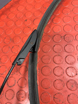 Peugeot Expert/Citroen Dispatch/Vauxhall Vivaro/Toyota Proace/Fiat Scudo WINDSCREEN WIPER ARM WORN BLADE Driver's Side 2016-2024 P/N 9808465680