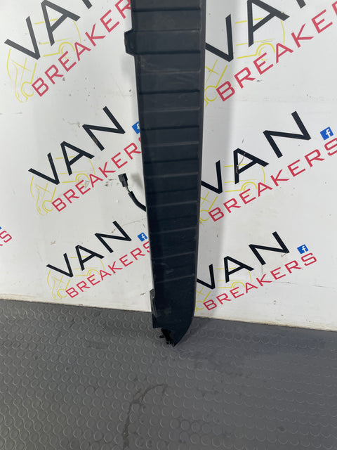 Renault Trafic/Vauxhall Vivaro REAR BUMPER WITH PARKING SENSORS 2014-2018 P/N 95517610