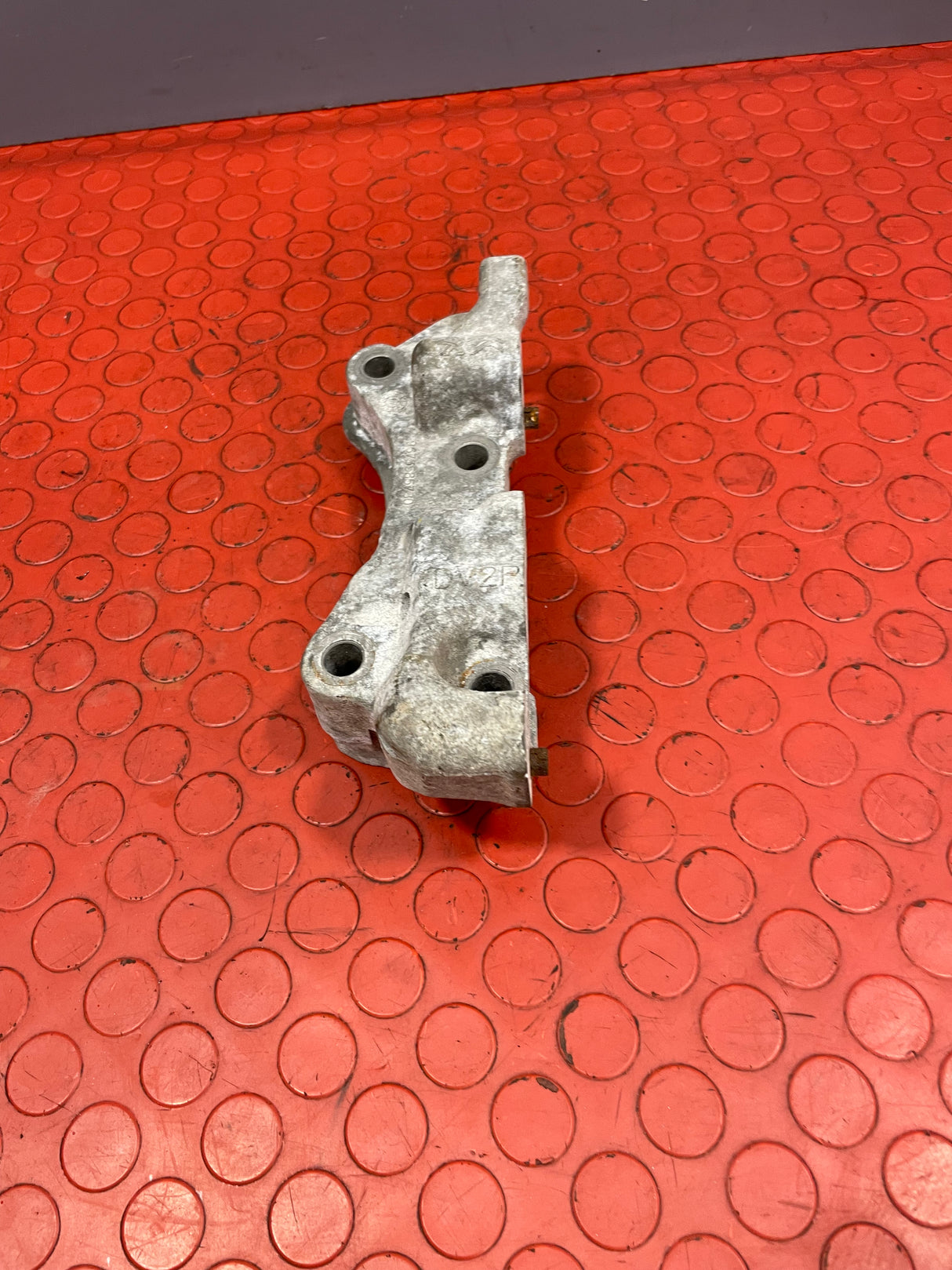 Citroen Berlingo/Peugeot Partner ENGINE MOUNT BRACKET 1.6 2011-2016 P/N 9673585780
