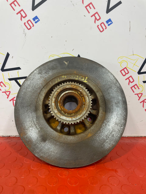 Renault Trafic  REAR WHEEL HUB DRIVERS SIDE RIGHT O/S  P/N  432022742R