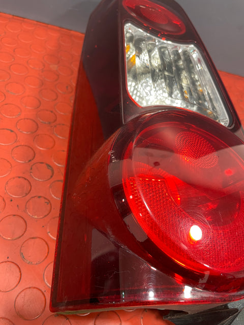 Citroen Berlingo/Peugeot Partner TAILLIGHT (Damage Lower Mounting Point) Passenger's Side 2008-2017 P/N 9680608080 - 1