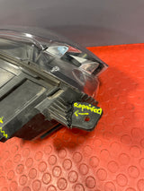 Vauxhall Vivaro/Citroen Dispatch/Peugeot Expert/Toyota Proace/Fiat Scudo HEADLIGHT ASSEMBLY Passenger's Side (w/ Repair Please See Photos) 2016-2024 P/N 9808567980 - 1