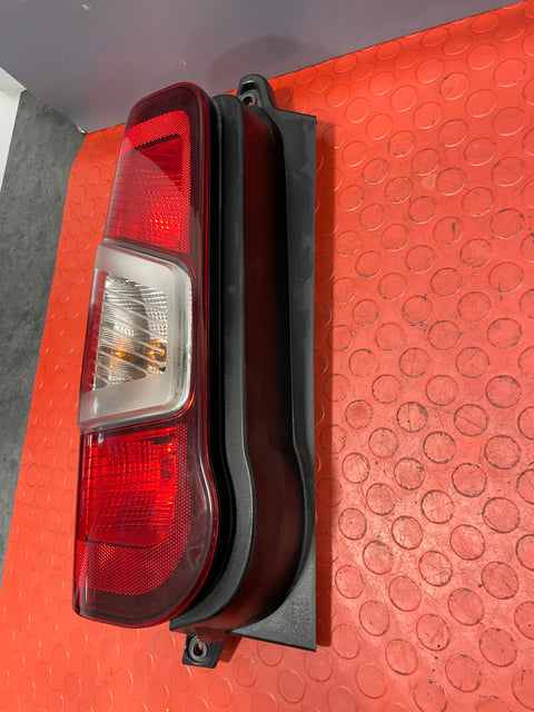Citroen Berlingo/Peugeot Partner/Vauxhall Combo/Toyota Proace City TAILLIGHT ASSEMBLY Passenger's Side 2019-2024 P/N 9819235880 - 5