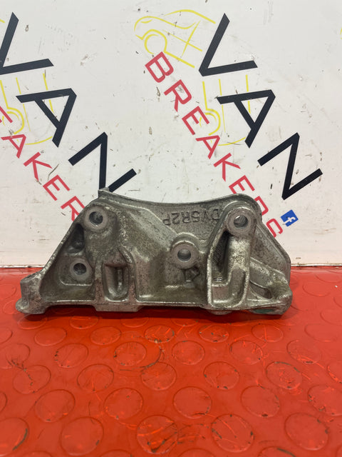 Citroen Berlingo/Peugeot Partner/Vauxhall Combo ENGINE MOUNT 1.5 2019-2024 P/N 9810967480