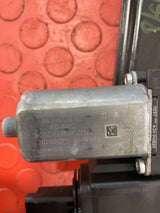 Vauxhall Vivaro/Citroen Dispatch/Peugeot Expert/Toyota Proace WINDOW REGULATOR FRONT PASSENGER'S SIDE  (6 Pin) 2021 P/N 9829503680 - 1