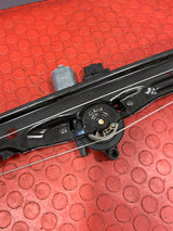 Vauxhall Vivaro/Citroen Dispatch/Peugeot Expert/Toyota Proace WINDOW REGULATOR FRONT PASSENGER'S SIDE  (6 Pin) 2021 P/N 9829503680 - 1