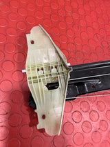 Vauxhall Vivaro/Citroen Dispatch/Peugeot Expert/Toyota Proace WINDOW REGULATOR FRONT PASSENGER'S SIDE  (6 Pin) 2021 P/N 9829503680 - 1