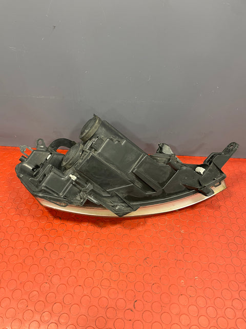 Citroen Dispatch/Peugeot Expert/Toyota Proace HEADLIGHT Passenger's Side N/S 2008-2018 P/N 89902607 - 1