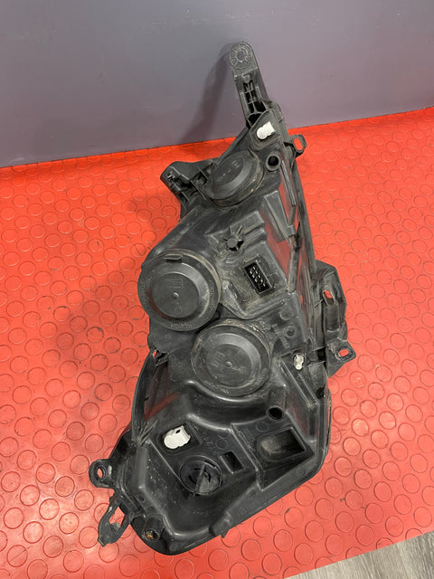 Citroen Dispatch/Peugeot Expert/Toyota Proace HEADLIGHT Passenger's Side N/S 2008-2018 P/N 89902607 - 1