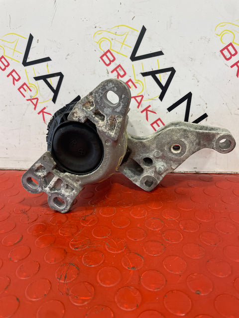 Renault Traffic/Vauxhall Vivaro 1.6  ENGINE MOUNT 2014-2017 P/N 12841371R