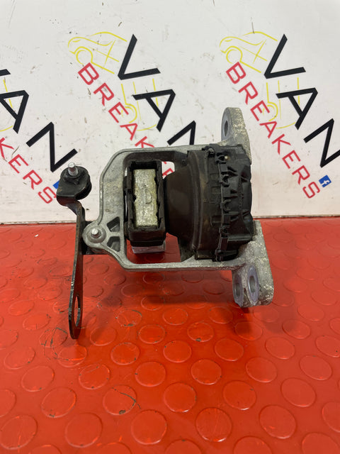 Renault Traffic/Vauxhall Vivaro 1.6  ENGINE MOUNT 2014-2017 P/N 12841371R