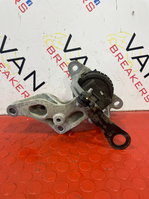 Renault Traffic/Vauxhall Vivaro 1.6  ENGINE MOUNT 2014-2017 P/N 12841371R